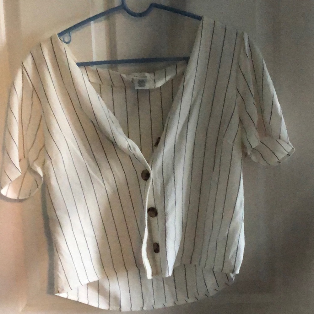 Button up crop tee